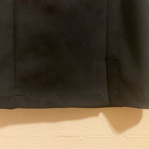 Women’s black mini skirt (IRIS)